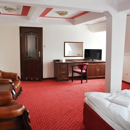 Prawdzic Palac Krupski Mlyn