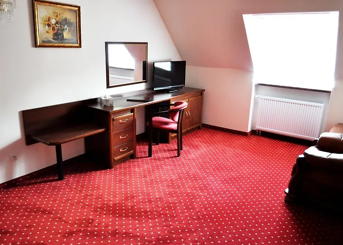 Prawdzic Palac Krupski Mlyn